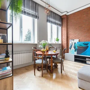 loft-przy-placu-zbawiciela.warsawhotelspoland.com/